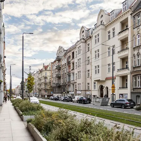2 * Poznań